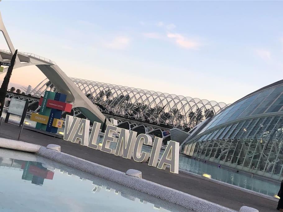 Loft Con Estilo Y Terraza En Centro Historico Apartment Valencia Exterior foto